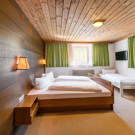 فندق بارينفيرث 3*