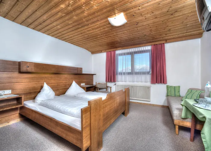 酒店 Baerenwirth - & Restaurant 3*