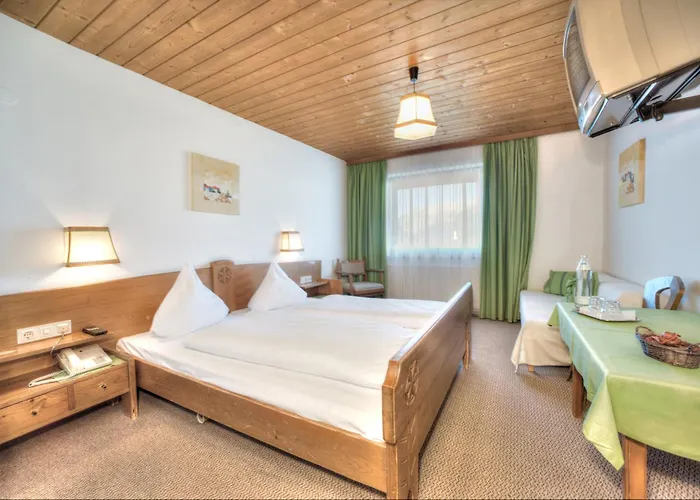 酒店 Baerenwirth - & Restaurant