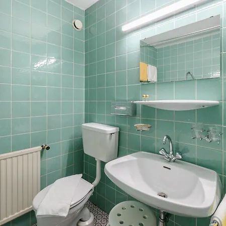 Hotell Baerenwirth - & Restaurant 3*