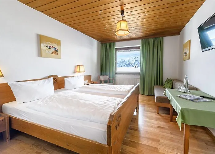 Baerenwirth - & Restaurant Отель 3*