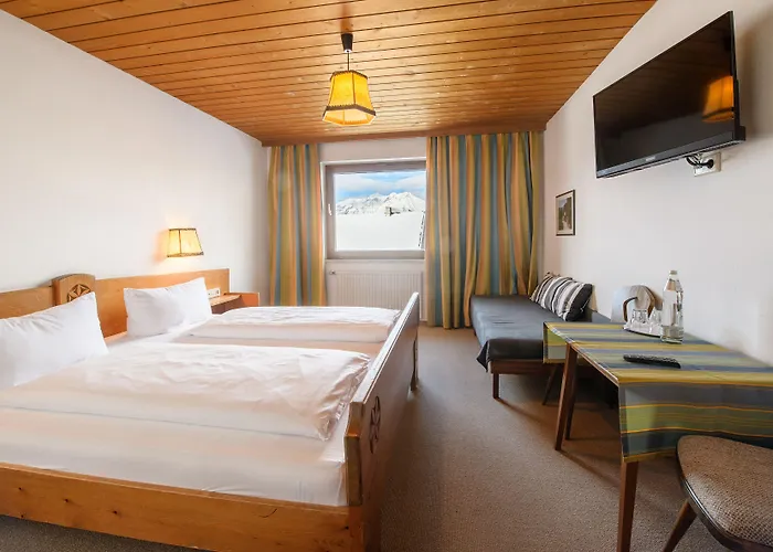 Baerenwirth - & Restaurant Отель