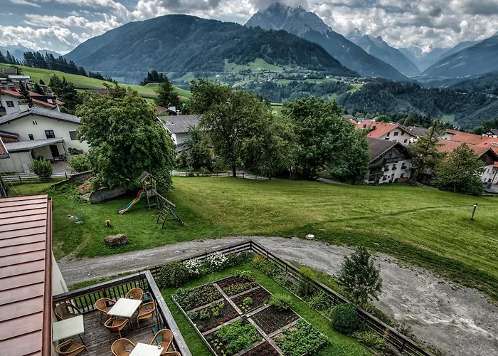 Отель Baerenwirth - & Restaurant Патш