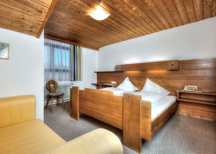 Отель Baerenwirth - & Restaurant